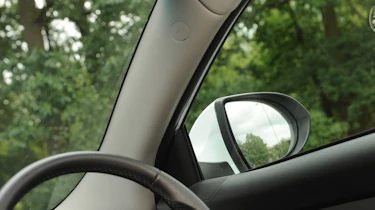 Kia Sportage A pillar