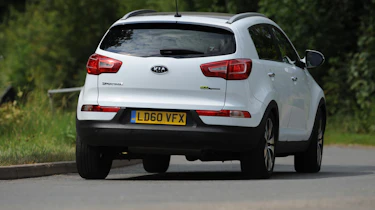 Kia Sportage rear cornering