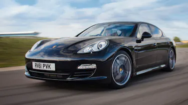 Porsche Panamera Diesel front cornering