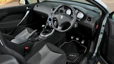 Peugeot 308 CC 1.6 e-HDi Active dash