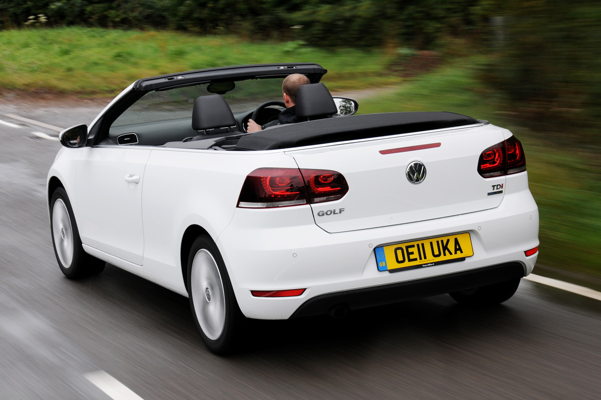 Volkswagen Golf Cabriolet 1.6 TDI SE rear tracking