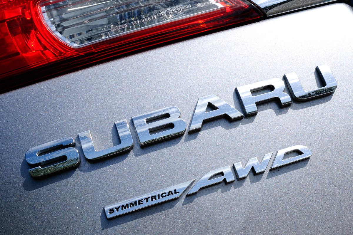 Subaru Outback 2.0D SE NavPlus badge
