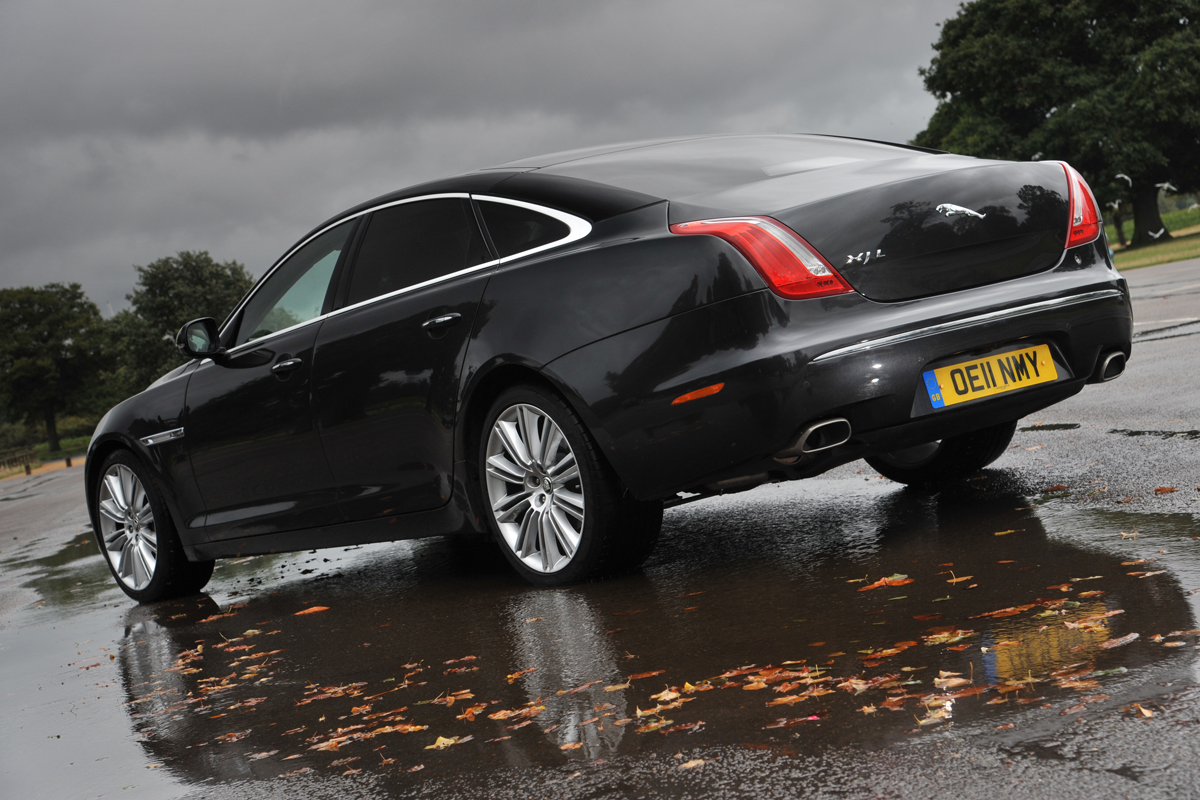 Jaguar XJ L rear three-quarters