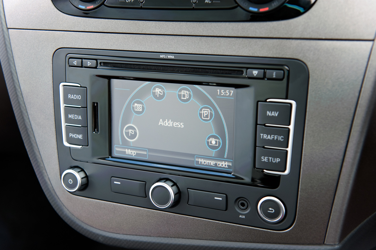 SEAT Leon FR+ sat-nav