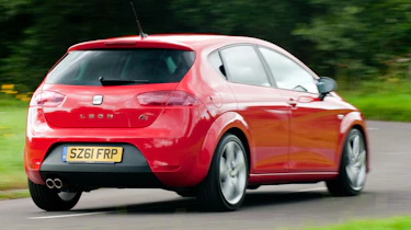 SEAT Leon FR+ rear cornering