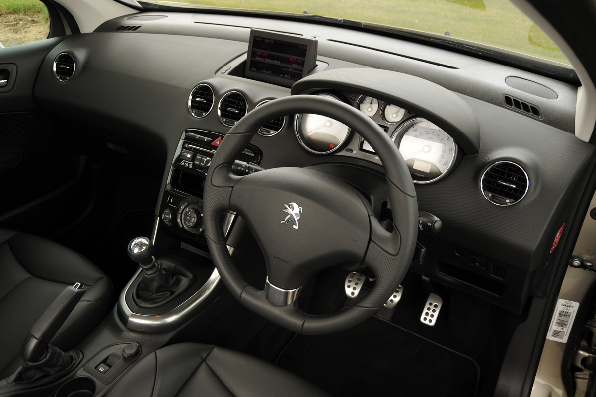 Peugeot 308 dash