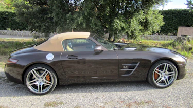 Mercedes SLS AMG Roadster profile