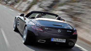 Mercedes SLS AMG Roadster rear tracking