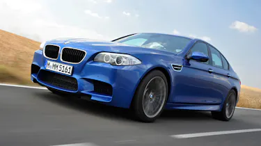BMW M5 front tracking