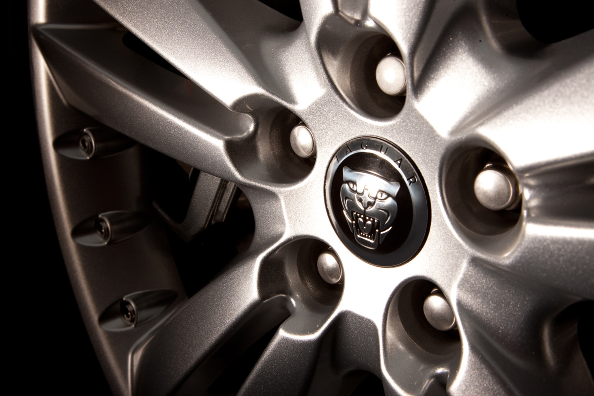 Jaguar XK Coupe wheel (pre-facelift)