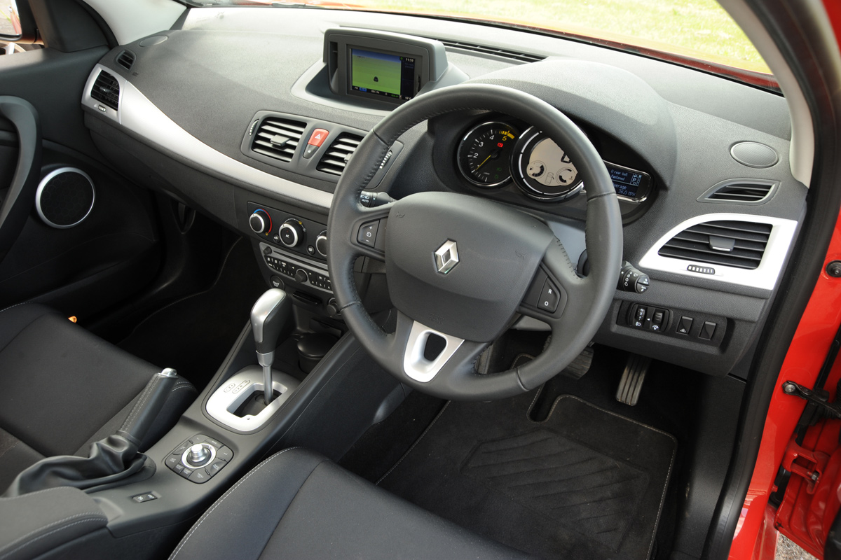 Renault Megane dash