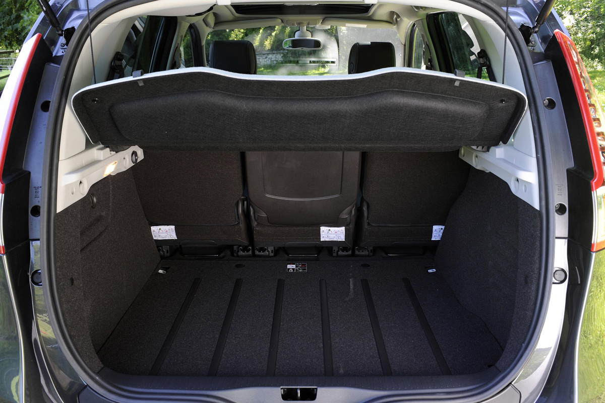 Renault Scenic boot