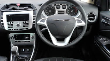 Chrysler Delta dash