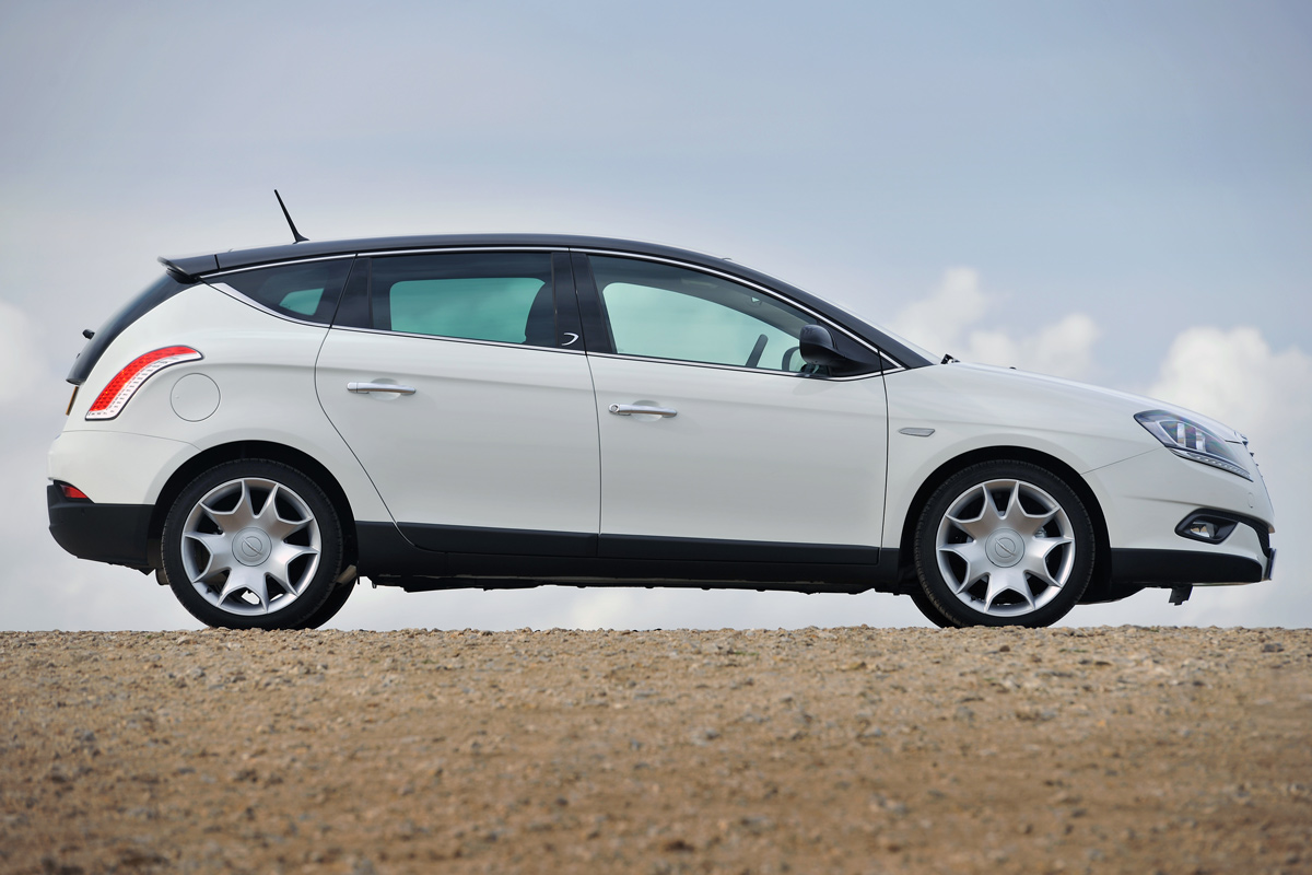 Chrysler Delta profile