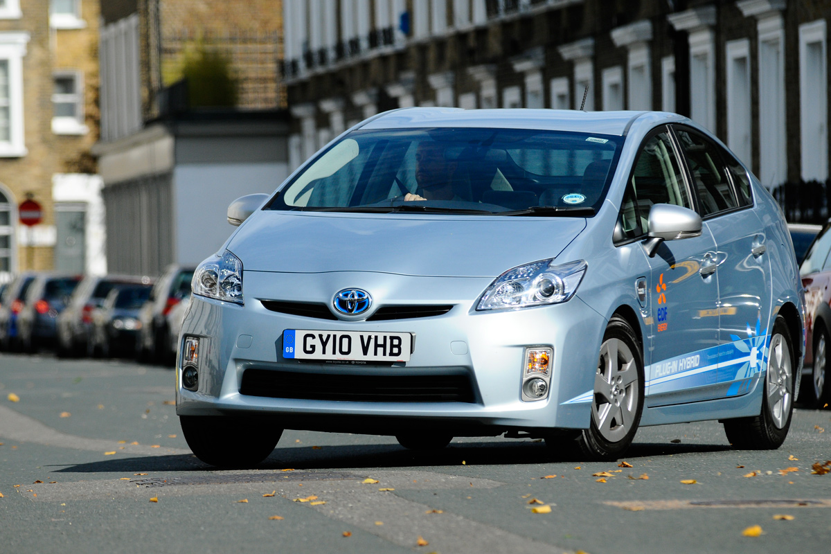 Toyota Prius Plug-in front three-quarters