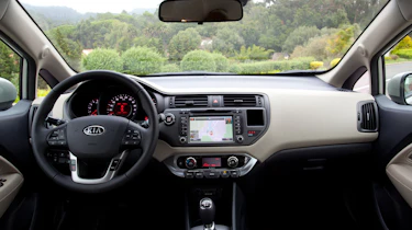 Kia Rio 1.4 CRDi dash
