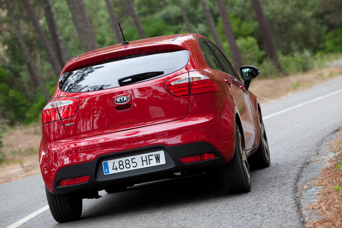 Kia Rio 1.4 CRDi rear cornering