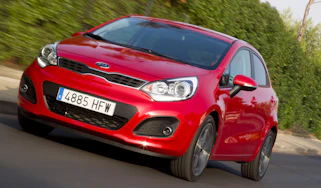 Kia Rio 1.4 CRDi front tracking