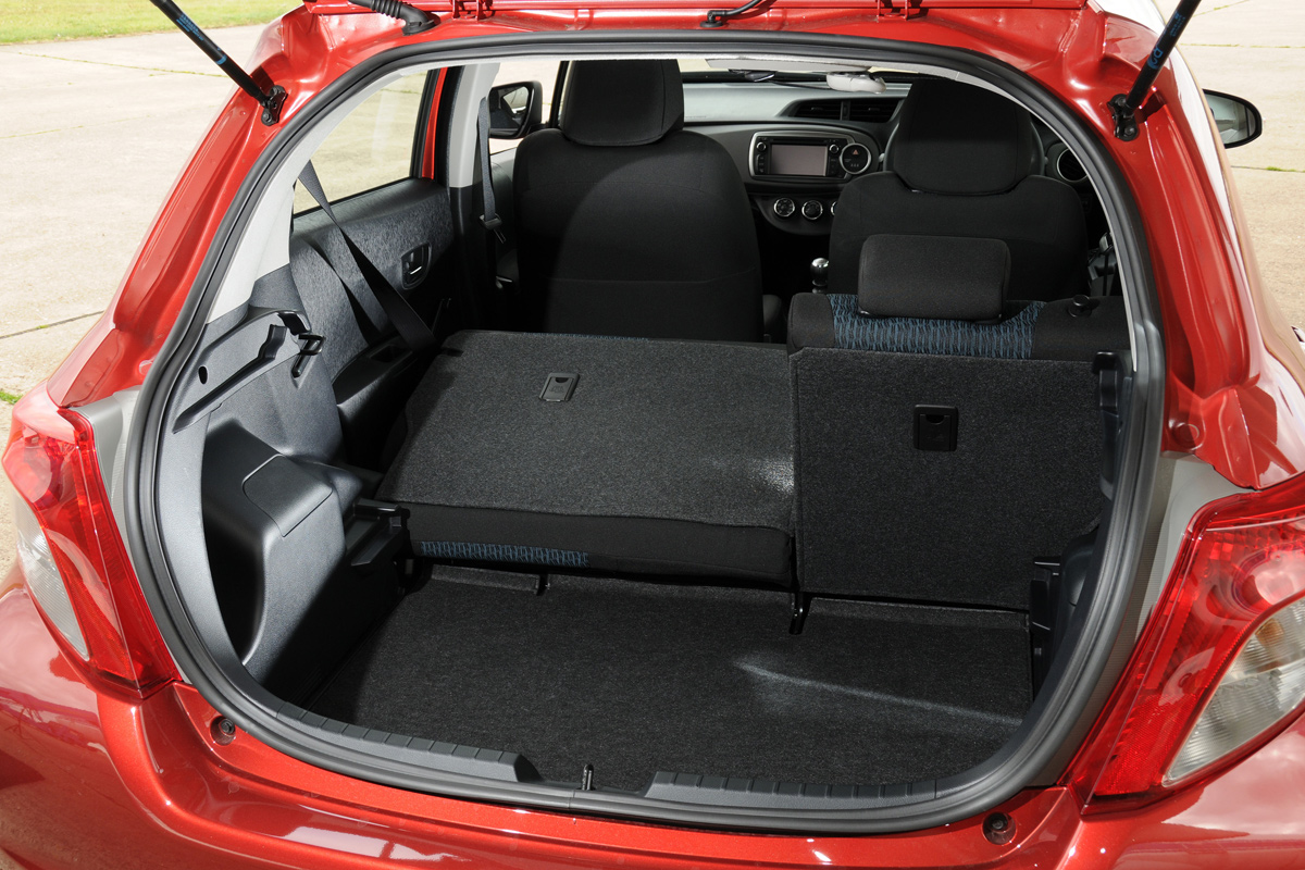 Toyota Yaris 1.33 TR boot