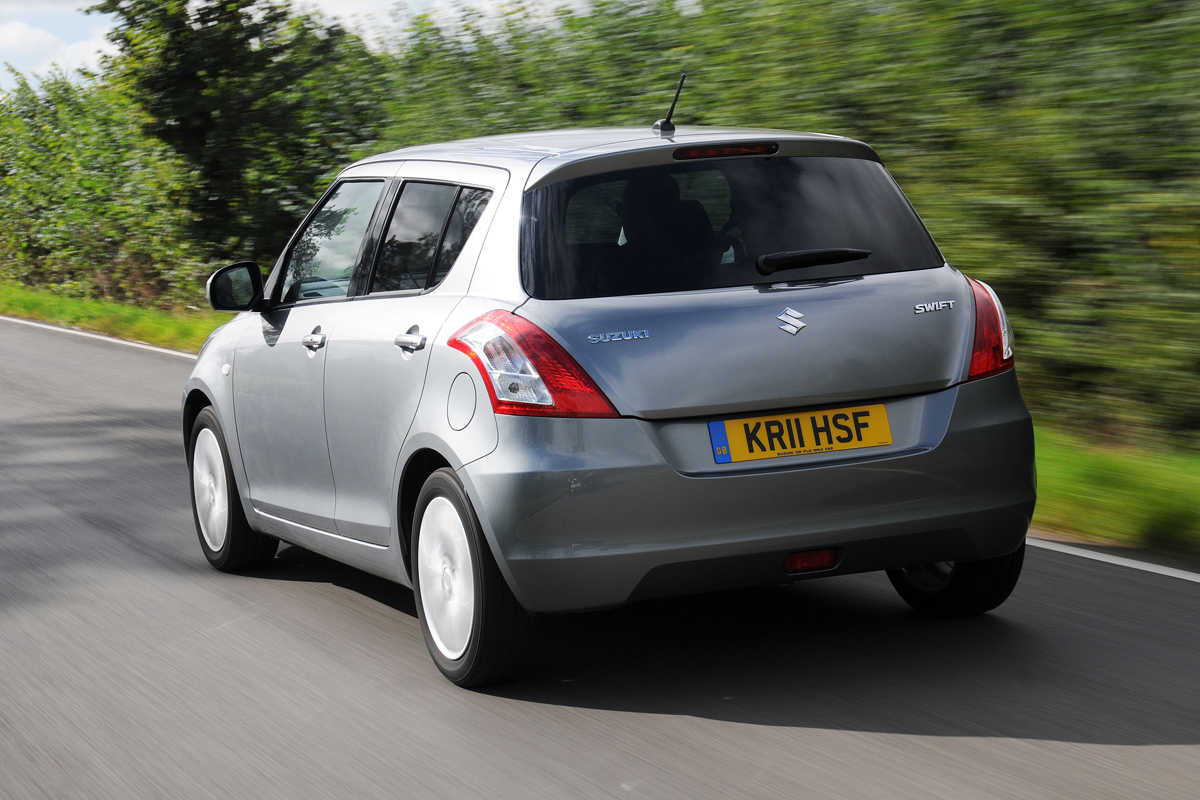 Suzuki Swift 1.2 SZ4 rear tracking