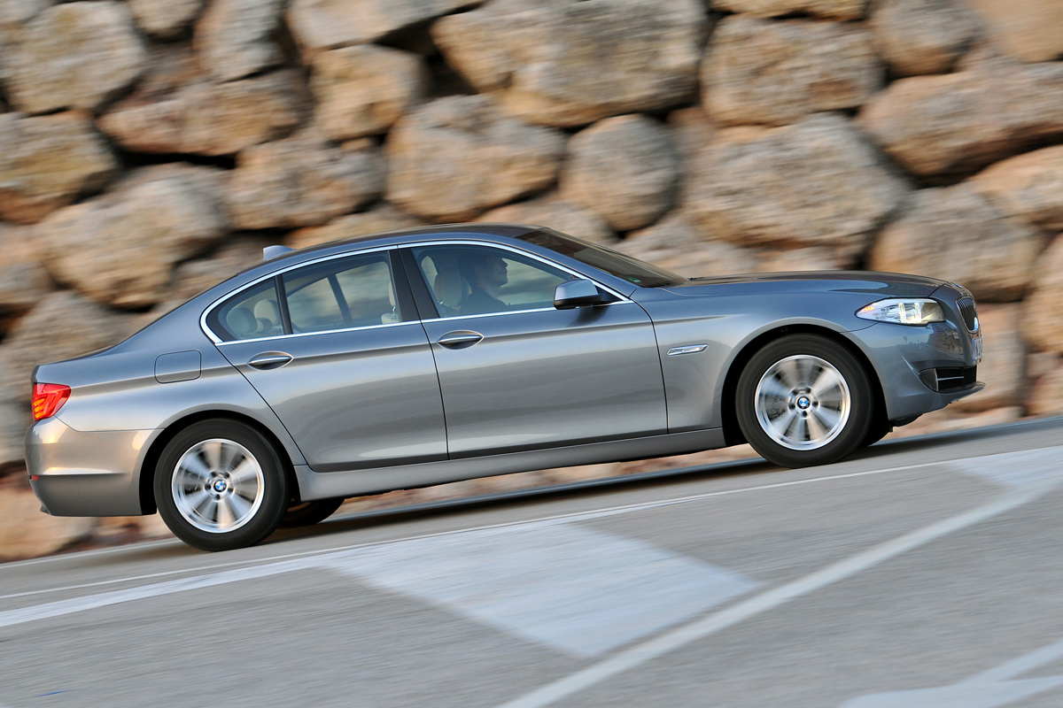 BMW 520d Efficient Dynamics panning