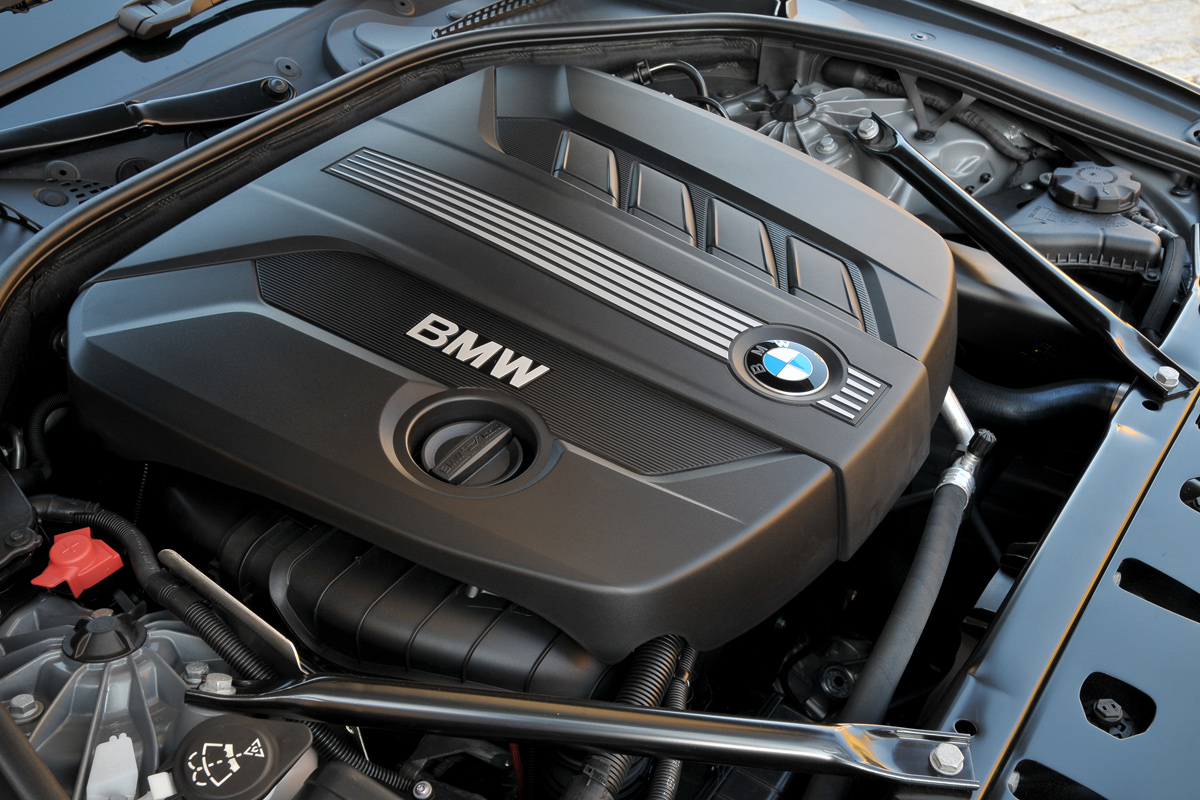 BMW 520d Efficient Dynamics engine
