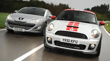 MINI Coupe vs Peugeot RCZ