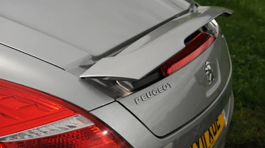 Peugeot RCZ 200THP GT detail