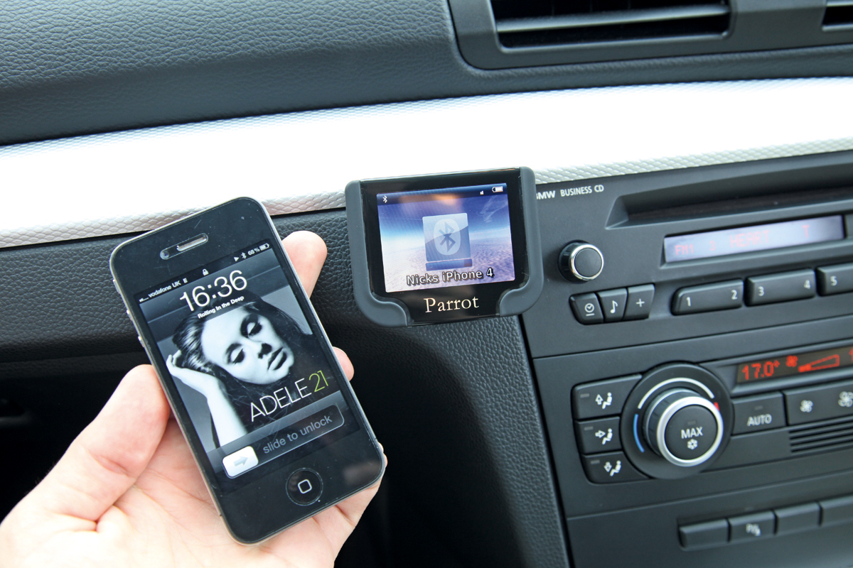 Parrot MKi9200 hands-free kit