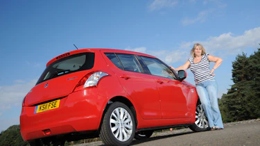 Suzuki Swift 1.3 DDIS rear three-quarters