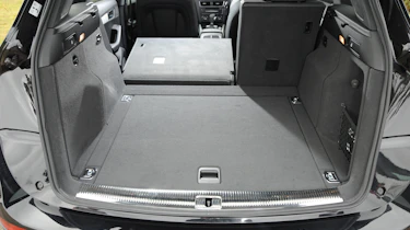 Audi Q5 TDI S line boot