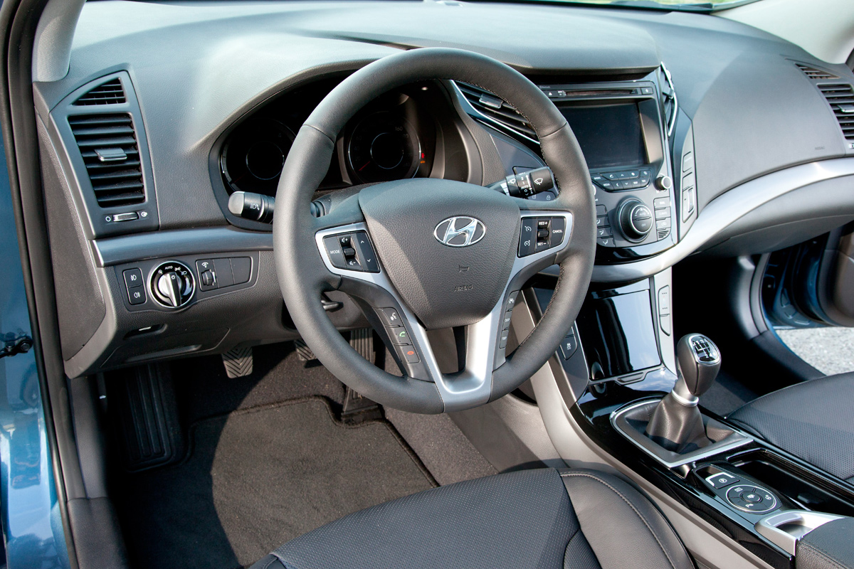 Hyundai i40 dash