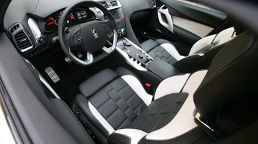 Citroen DS5 front seats
