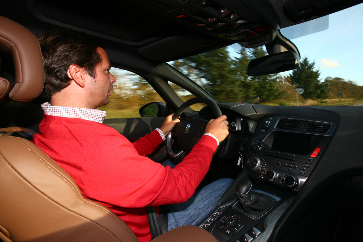 Citroen DS5 driving