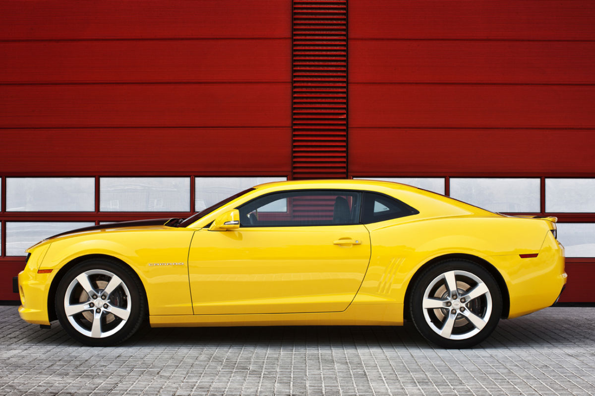 Chevrolet Camaro SS profile