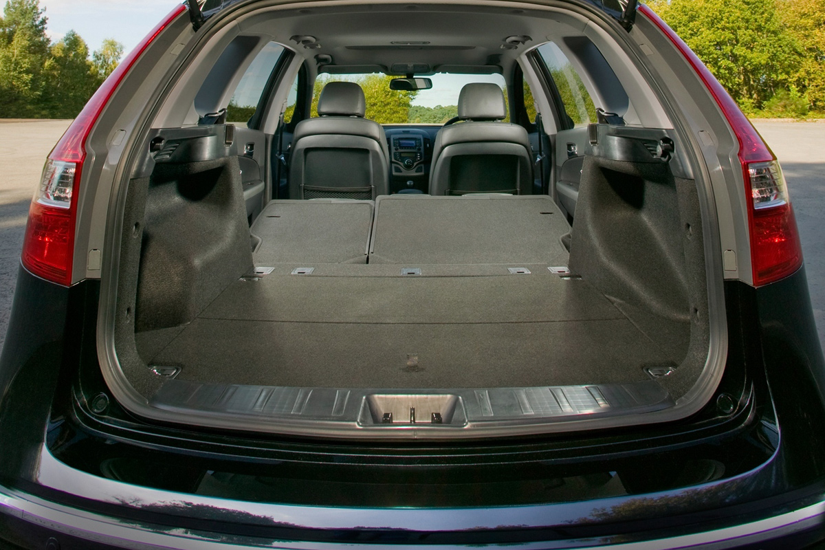Hyundai i30 Estate boot