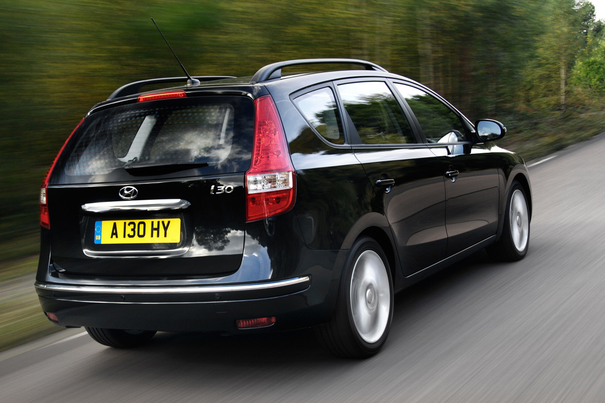 Hyundai i30 Estate rear tracking