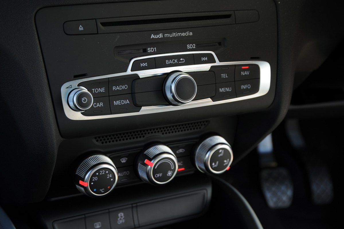 Audi A1 centre console