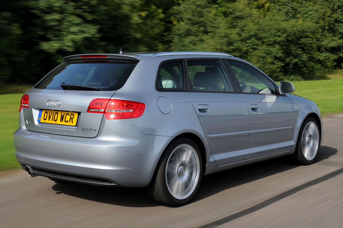 Audi A3 Sportback rear tracking