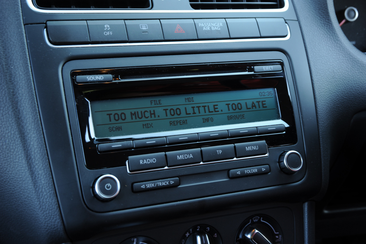 Volkswagen Polo centre console