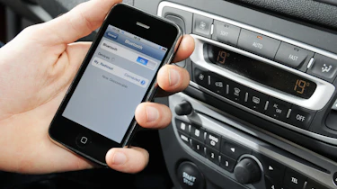 Renault Megane Sport Tourer iPhone connectivity