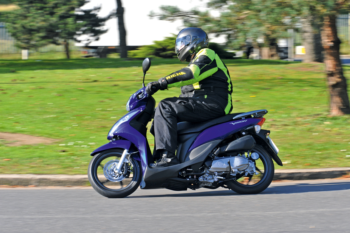 Honda Vision 110 scooter