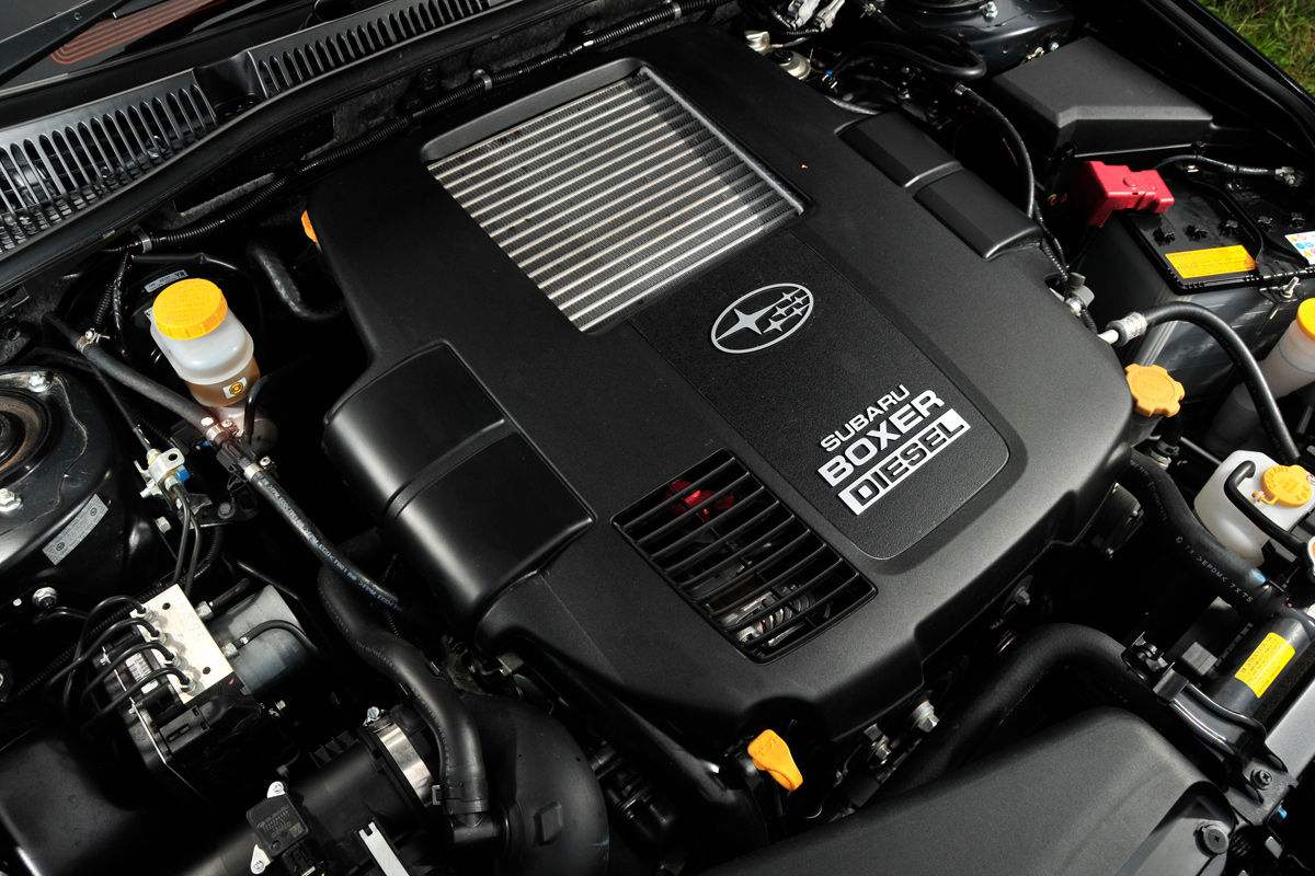Subaru Legacy engine