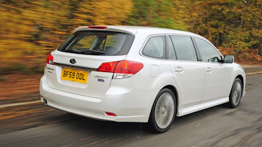 Subaru Legacy rear tracking