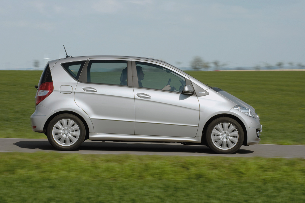 Mercedes A-Class panning
