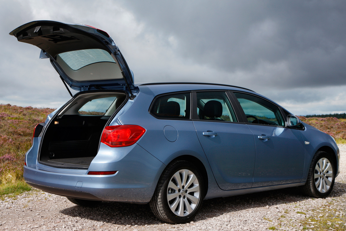 Vauxhall Astra Sport Tourer boot