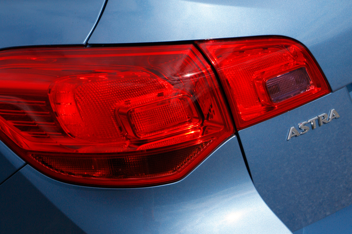 Vauxhall Astra Sport Tourer detail