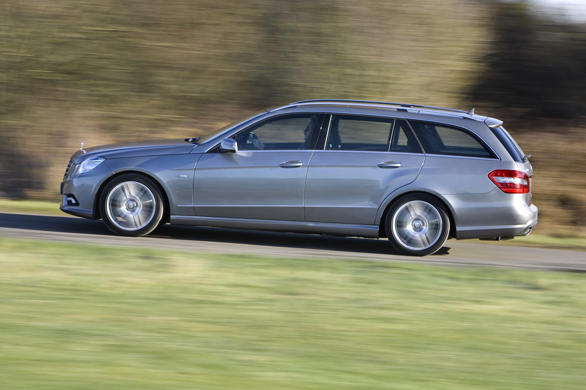 Mercedes E-Class Estate panning