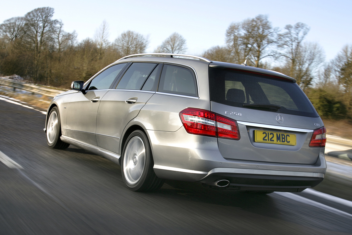 Mercedes E-Class Estate rear tracking