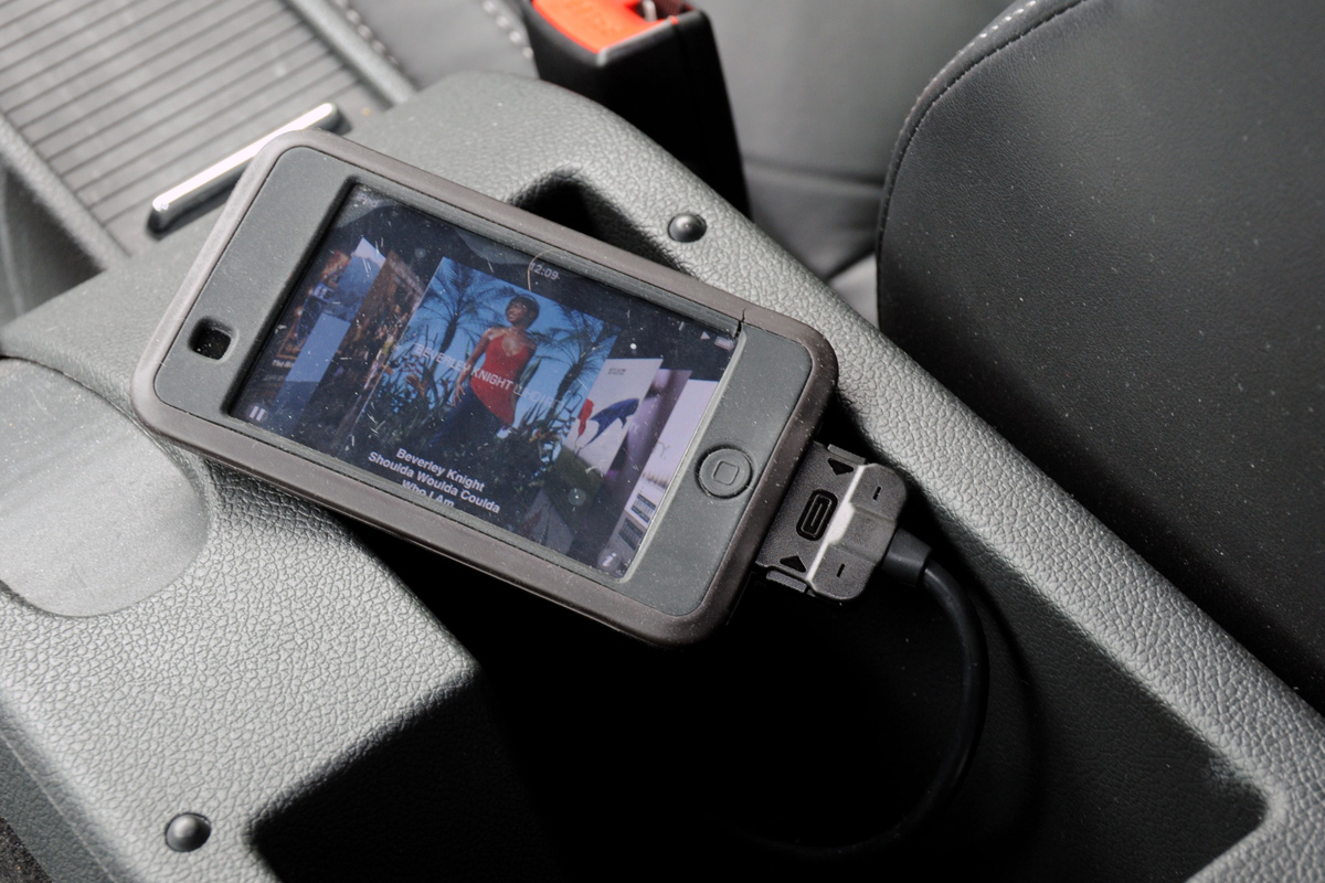 Skoda Superb iPod connection